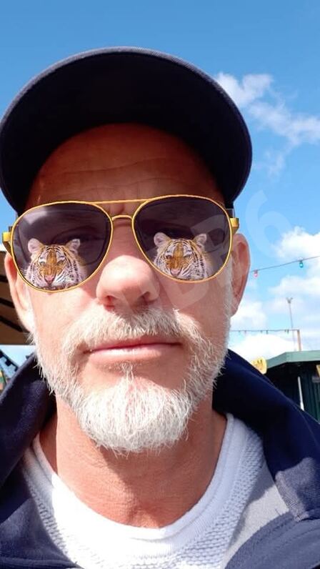Mikael695215145