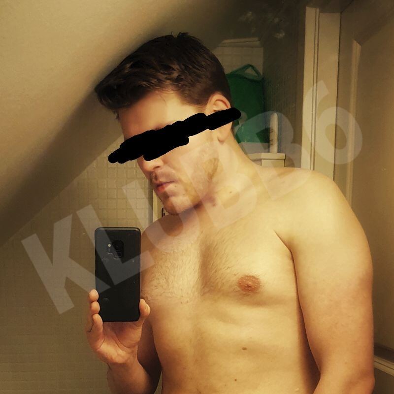 hunkyboy3935230