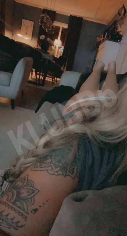 Couple76754035252