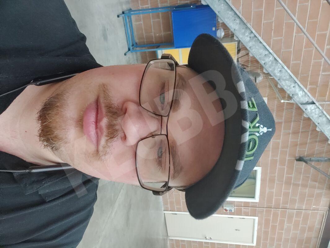Andymannen854912178