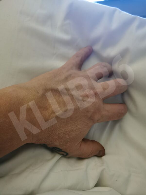 Mkk3985940