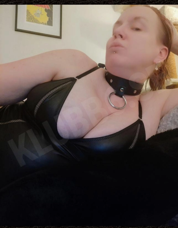 PiercedSlut3949043