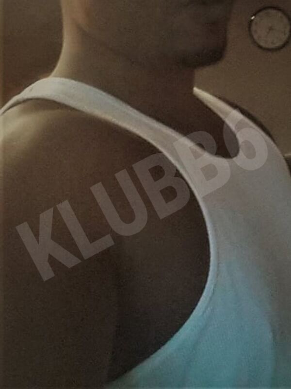 Mbamo4111633