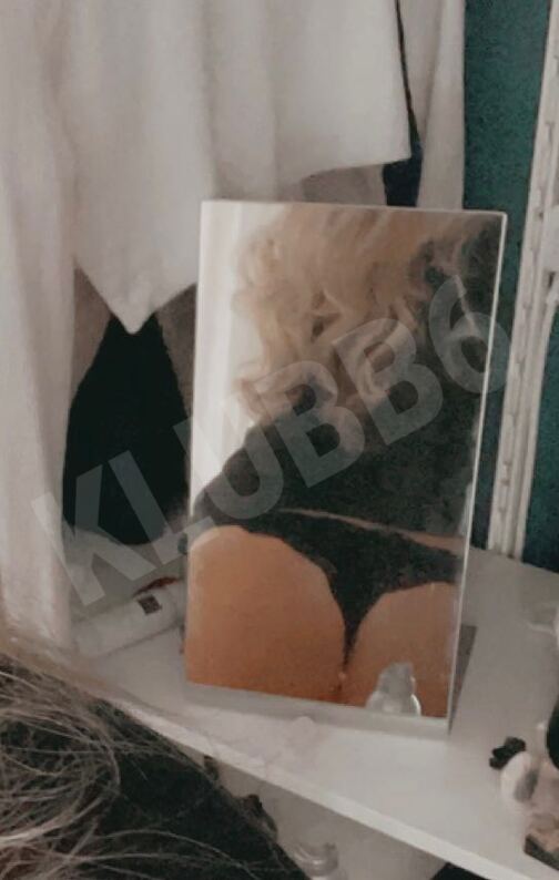 Couple75764033756