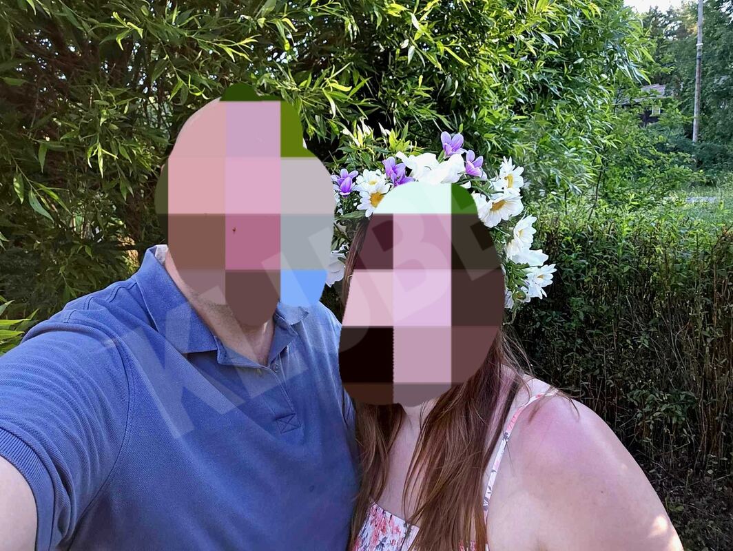 SeriousCouple5945349