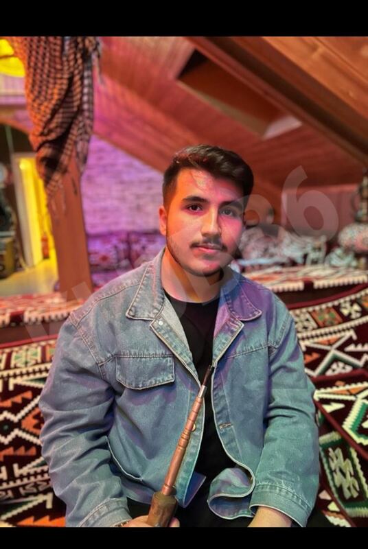 Karam04157596