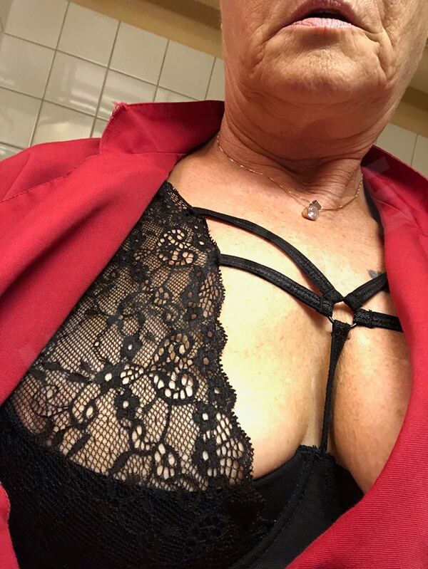 Horny1014365766