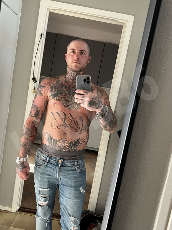 Iwanttofuck5921950