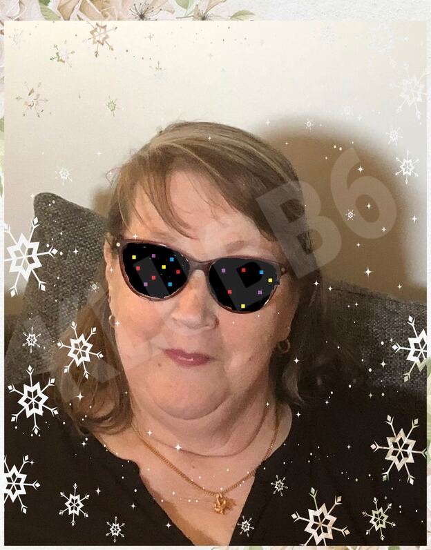 Lesli5028413