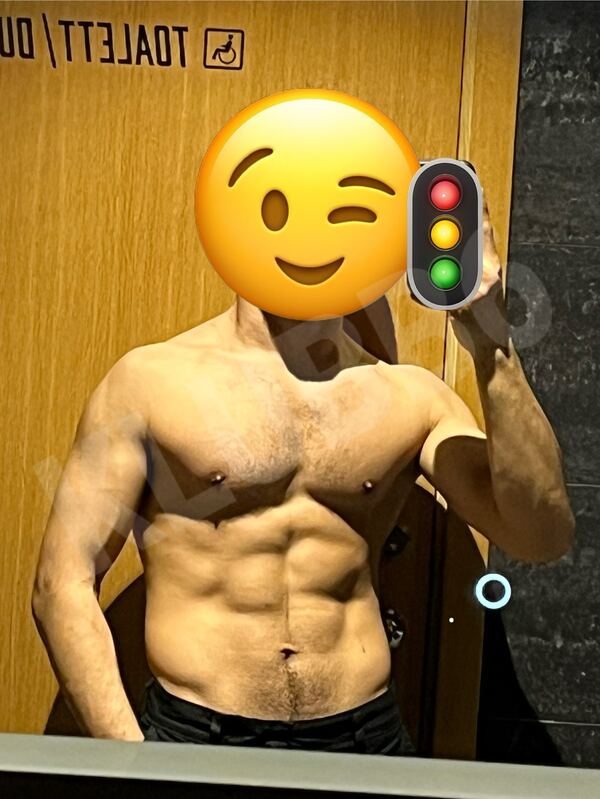Alez5895952